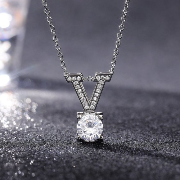🔥 Trendy Design Letter Big Round Pure Zircon Fashion Necklace, EVGG1102 - Picture 3 of 8